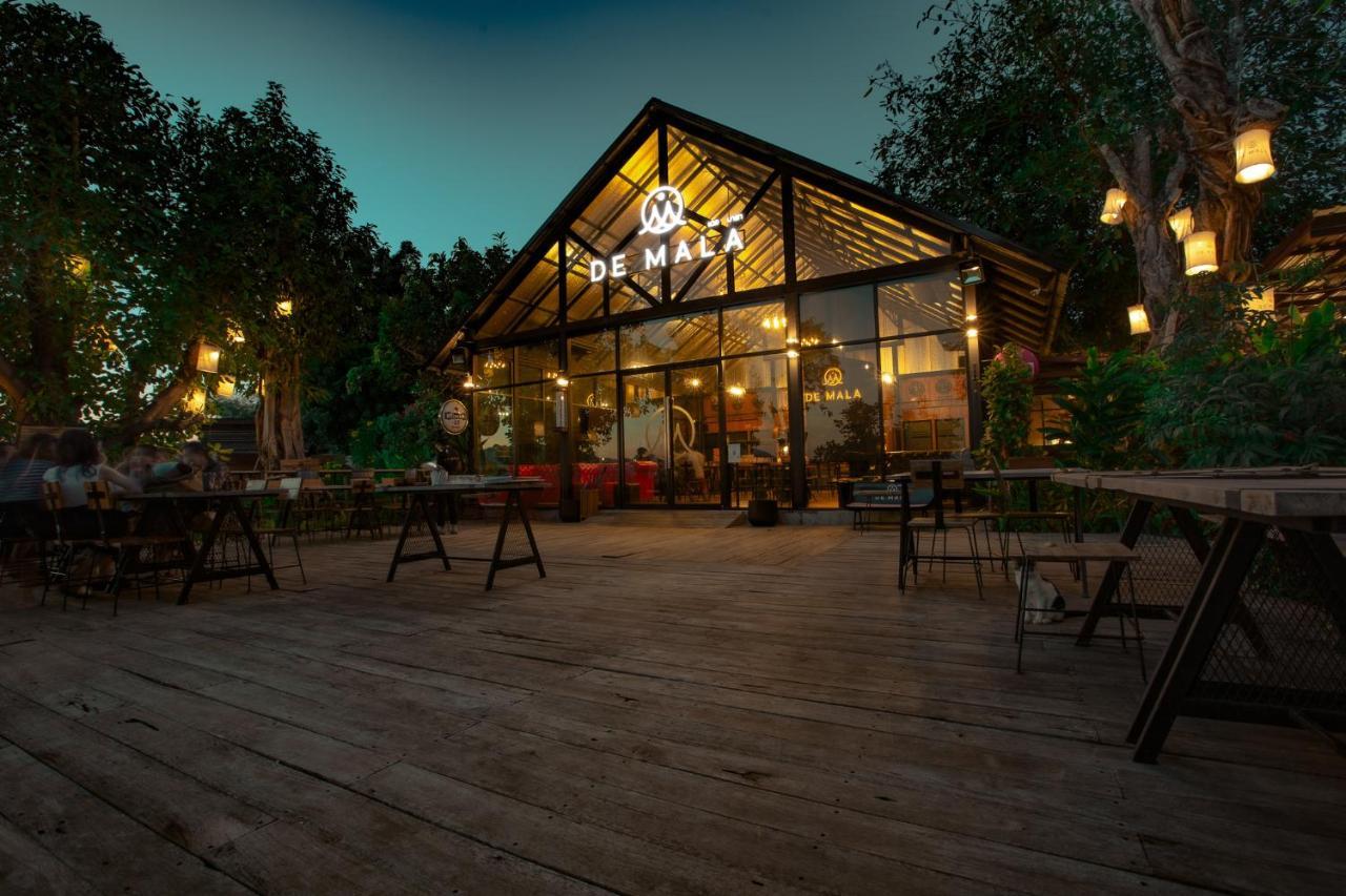 De Mala Hotel Сукотай Екстериор снимка