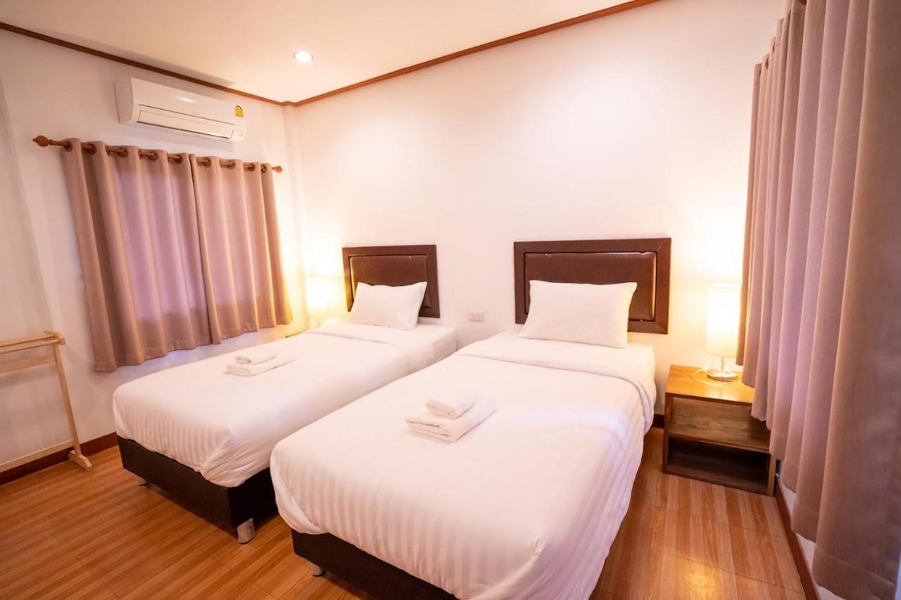De Mala Hotel Сукотай Екстериор снимка